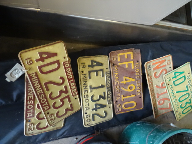 Variety of Minnesota vintage licens...