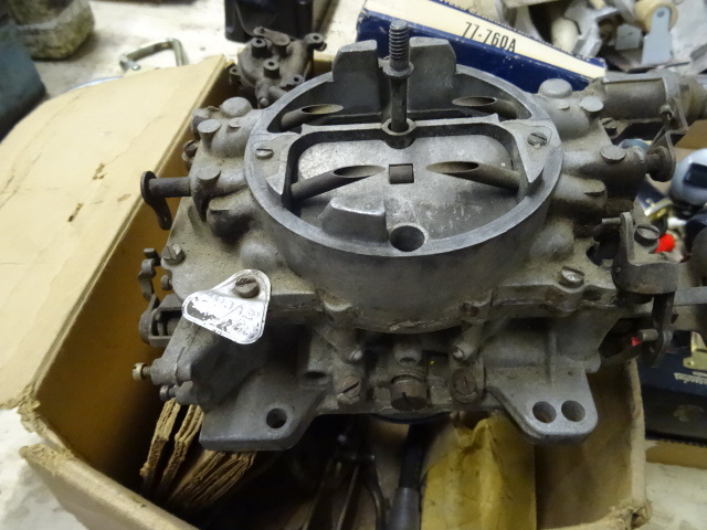 lot 25 image: Carter AFB 4 Barrel Carb. 4033S.  G6