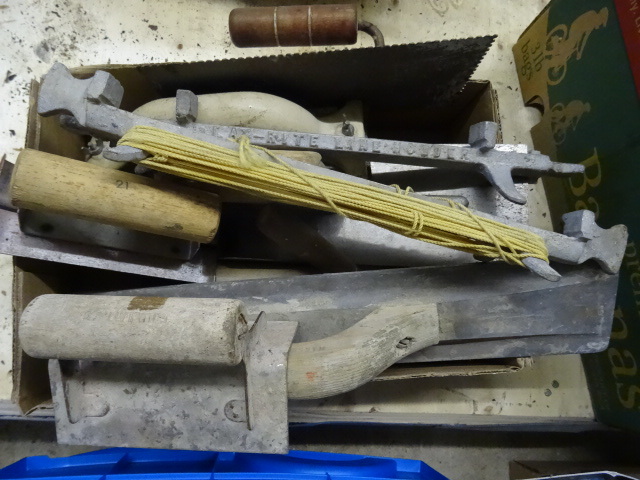 lot 33 image: Misc Cement Tools.