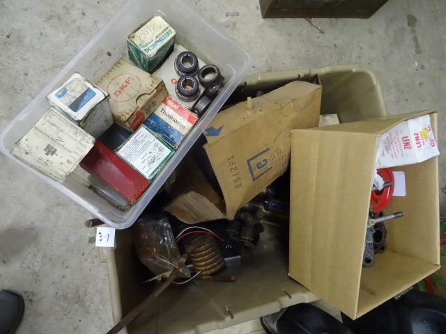 lot 39 image: Misc Bearings  Trailer Ramp Springs.