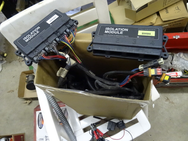 lot 101 image: Isolation Modules with Wiring Harnesses