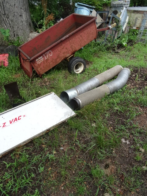 lot 4 image: Jackson 170 Lawn and Garden Cart.