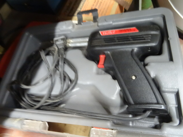 lot 146 image: Weller 140100 Watt Soldering Gun