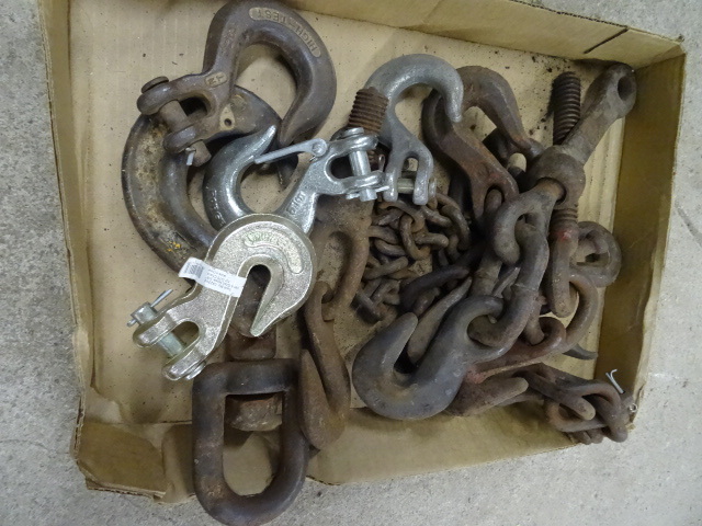 lot 159 image: Misc New and Used Chain Hooks