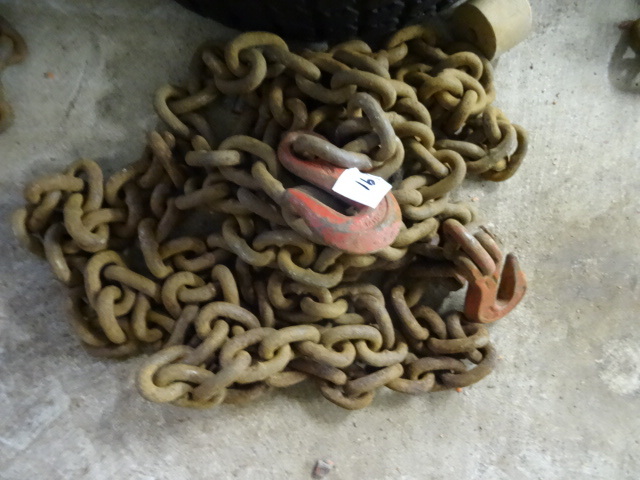 lot 191 image: 18 Log Chain