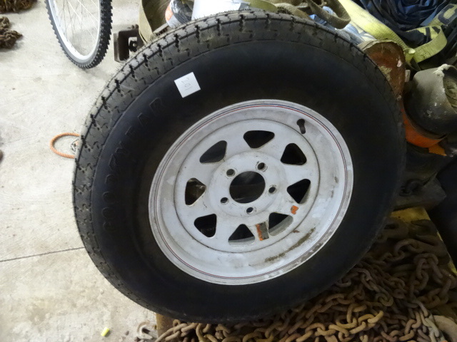 lot 201 image: New trailer tire and rim