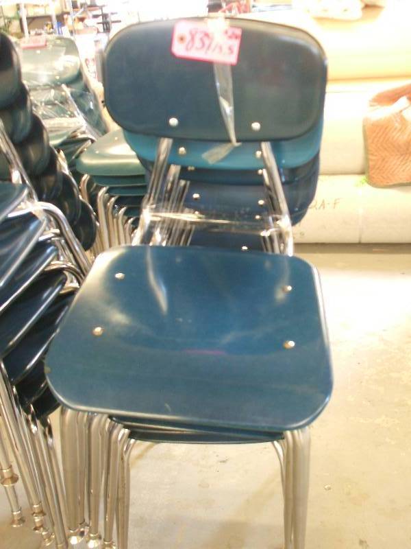 20 COMPOSITE CHAIRS