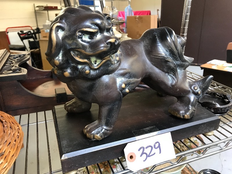 lot 329 image: FOO DOG STATUE