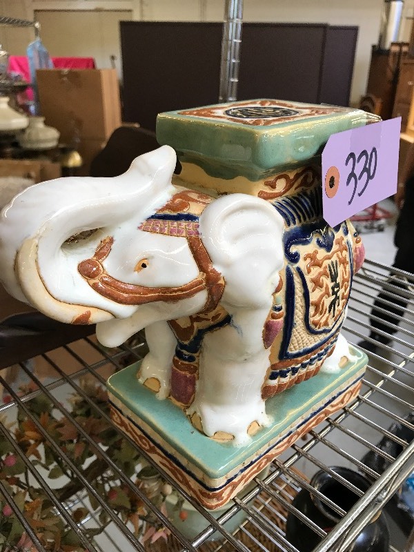 lot 330 image: ELEPHANT STATUE