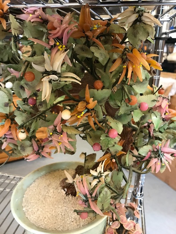 lot 338 image: LARGE JADE TREE AND MORE
