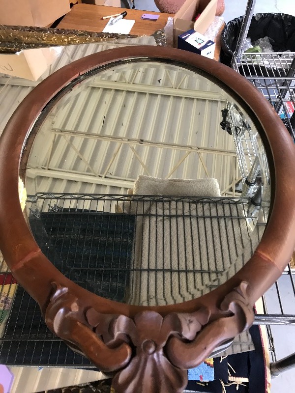 lot 381 image: VINTAGE MIRRORS AND ART