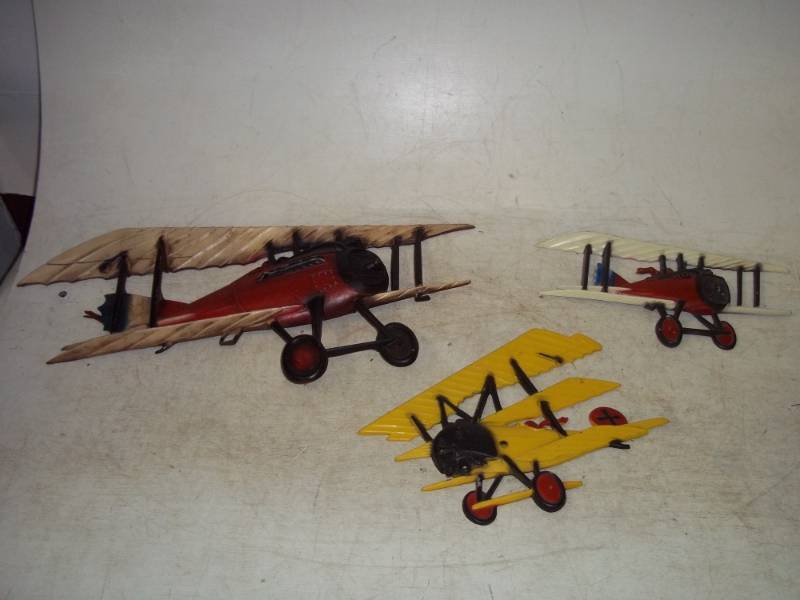 lot 53 image: Metal Biplane Wall Dcor