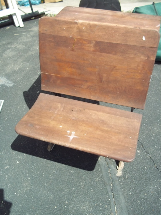 lot 92 image: Vintage Desk
