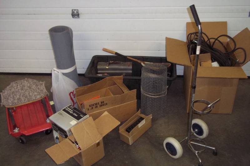 lot 104 image: Roll of Wire Screen, Golf Bag Dolly, Rolling Stool, Assorted Utility Belts, Tub full of Assorted Items, Cabinet Brackets