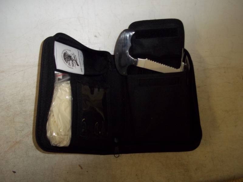 lot 135 image: Field Dressing Kit