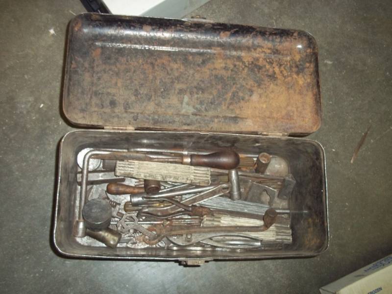 lot 138 image: Tool Box With Vintage Tools