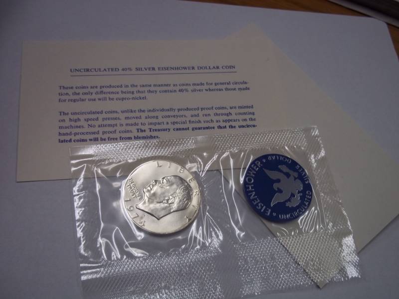 lot 6 image: 1974 Eisenhower Uncirculated Silver Dollar 40% Silver