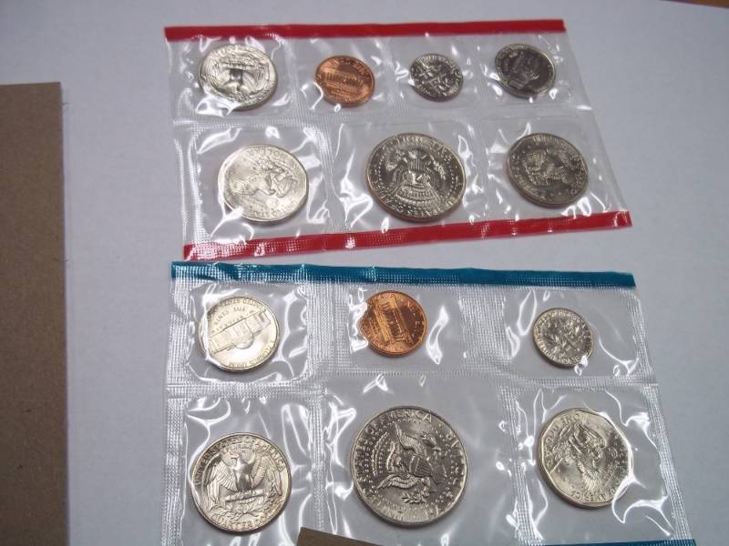 lot 14 image: US Mint 1980 Uncirculated Coin Set