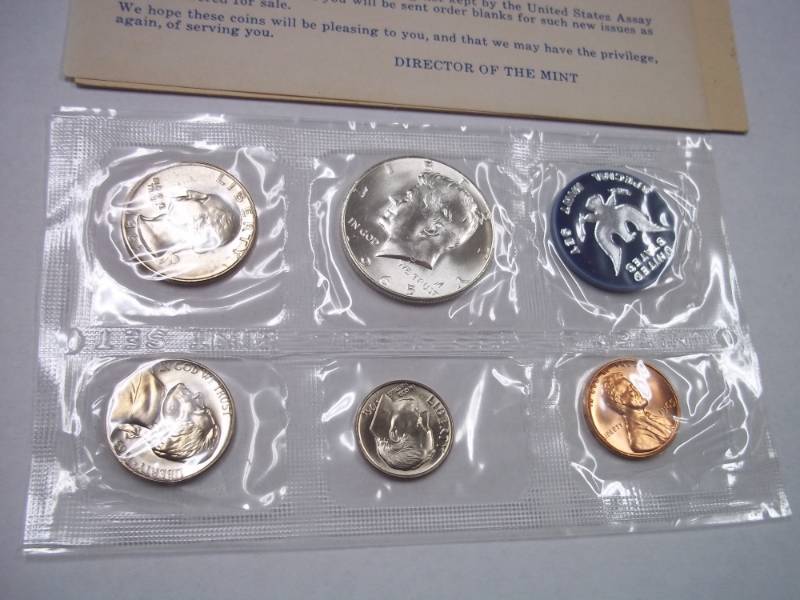 lot 22 image: US Mint 1965 Uncirculated Coin Set