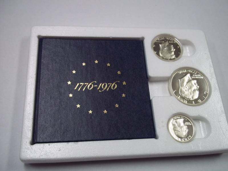 lot 31 image: United States Bi-CentennialProof Set