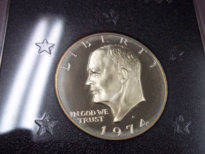 lot 33 image: 1974 United States Proof Dollar