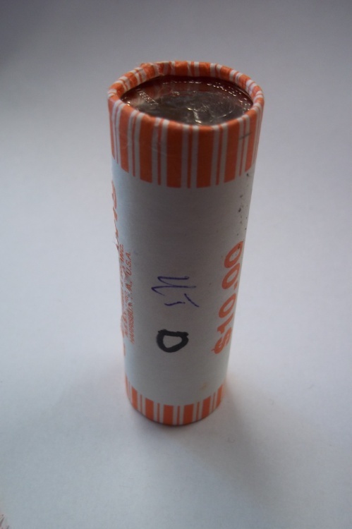 lot 251 image: Roll of Quarters