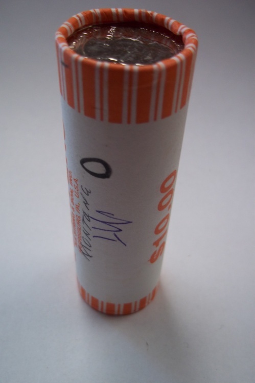 lot 253 image: Roll of Quarters