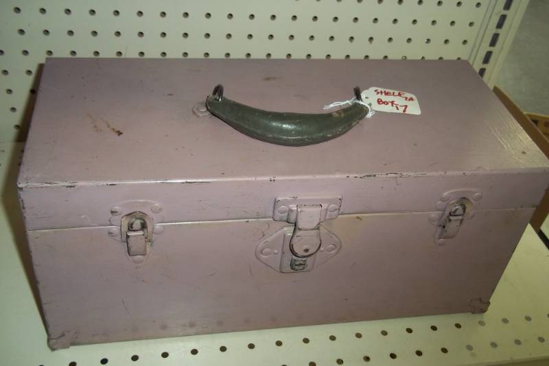lot 257 image: Metal Lock Box with Key