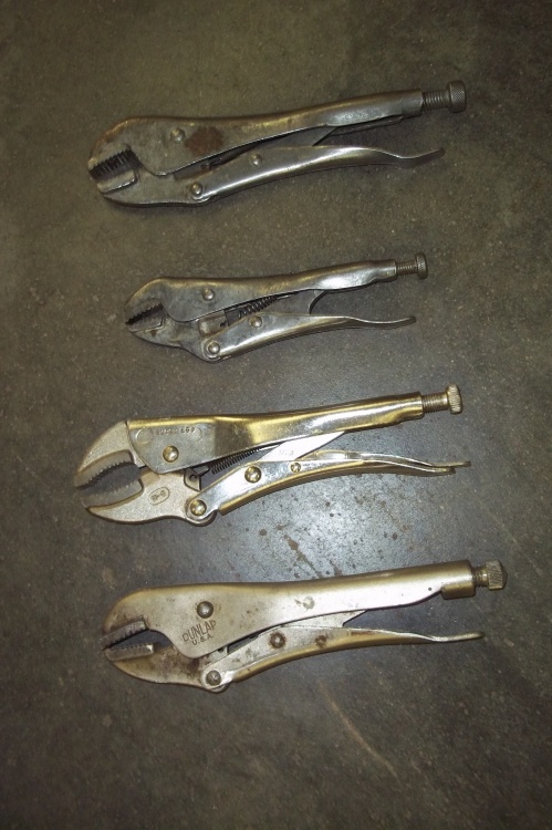 lot 269 image: 4 Locking Pliers
