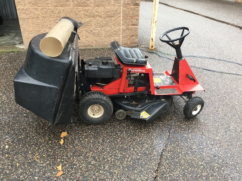 Toro 832 riding lawn mower hot sale