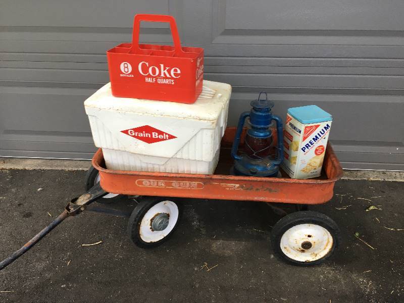 lot 6 image: Wagon w Lantern and Other Goodies
