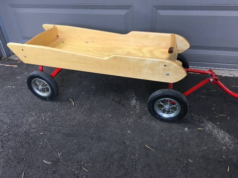 lot 8 image: Wagon