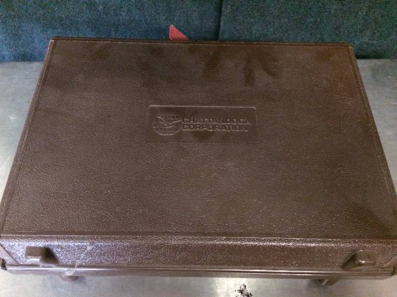 lot 19 image: Chattanooga Electrotherapy Portable HVS Intelect Model 550 EMS