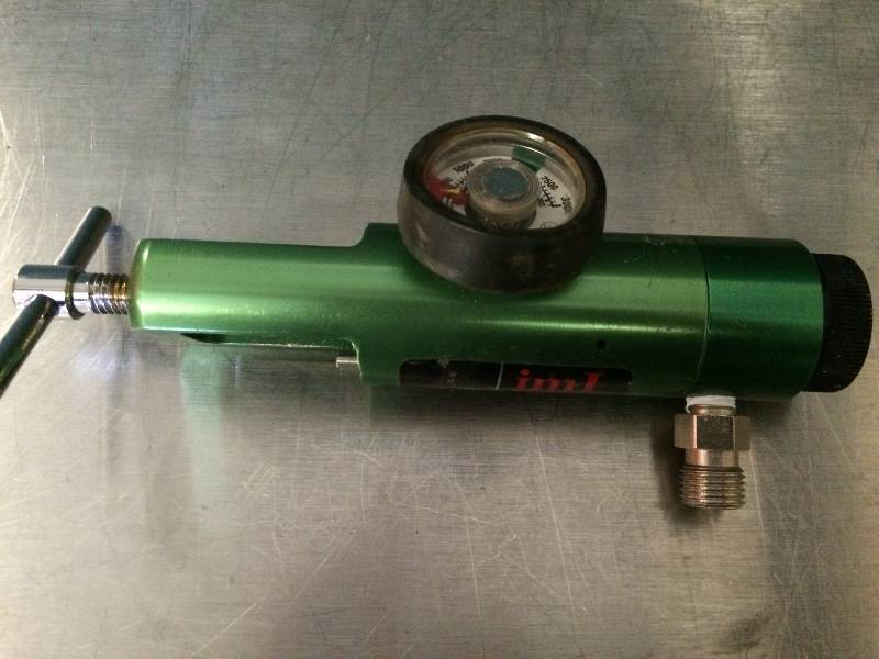 lot 27 image: IML Pressure Gauge Air Compression Regulator