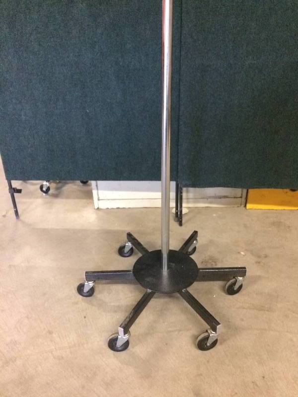 lot 68 image: Retails Used $250 MEdical Grade HEavy Duty Stainless Steel Height Adjustable Telescoping Deluxe 4-Ram Hook I.V. Stand IV Pole 6 Wheel Mobile Rolling I V - Many Other Uses For this Stand - Excellent
