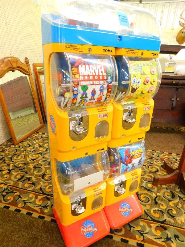 TOMY VENDING MACHINE, 2 WIDE X 5 TALL X 16 DEEP