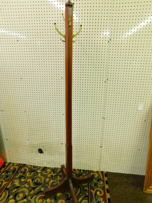 HALL TREE