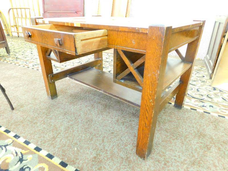 VINTAGE DESK