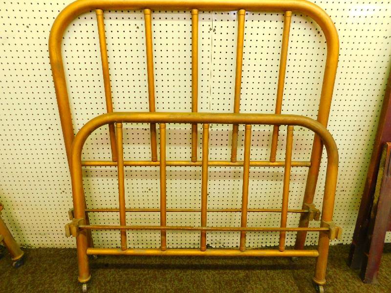 VINTAGE FULL SIZE HEAD AND FOOT BOARDS