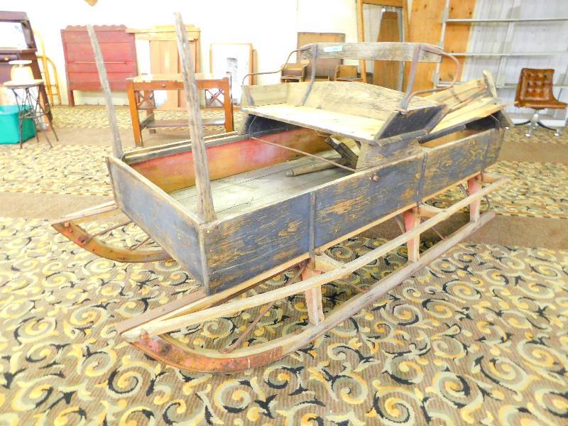 VINTAGEANTIQUE SLEIGH