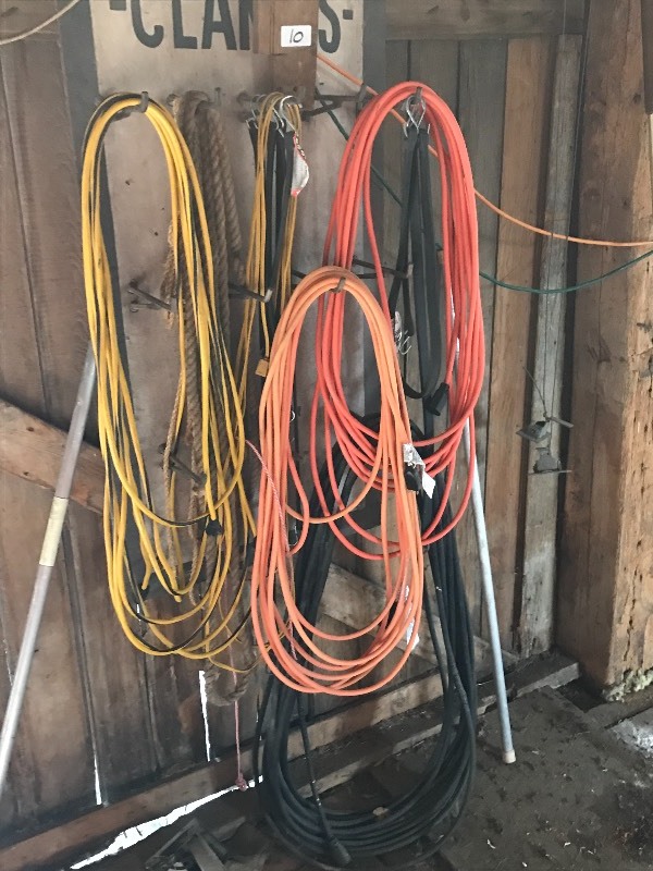 lot 10 image: Electric Cords, Straps, Ropes