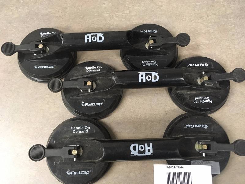 SUCTION CUP HANDLES