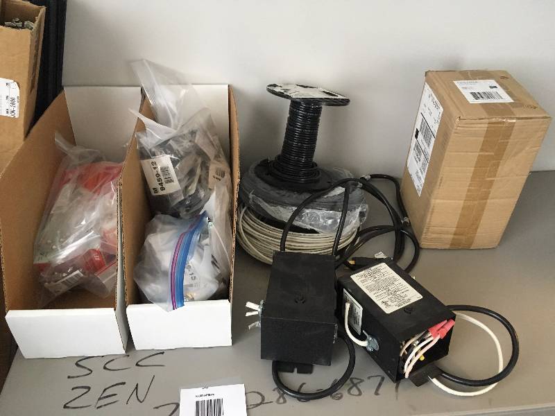 UNDER CABINET LIGHTING SYSTEM