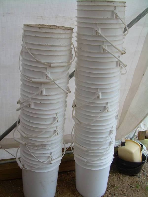 lot 18 image: ABOUT 20 FIVE GALLON WATERING PAILS