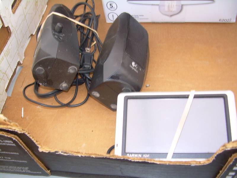 lot 30 image: LOGITECH COMPUTER SPEAKERS,GARMIN NVVI GPS,WESTING HOUSE LIGHT