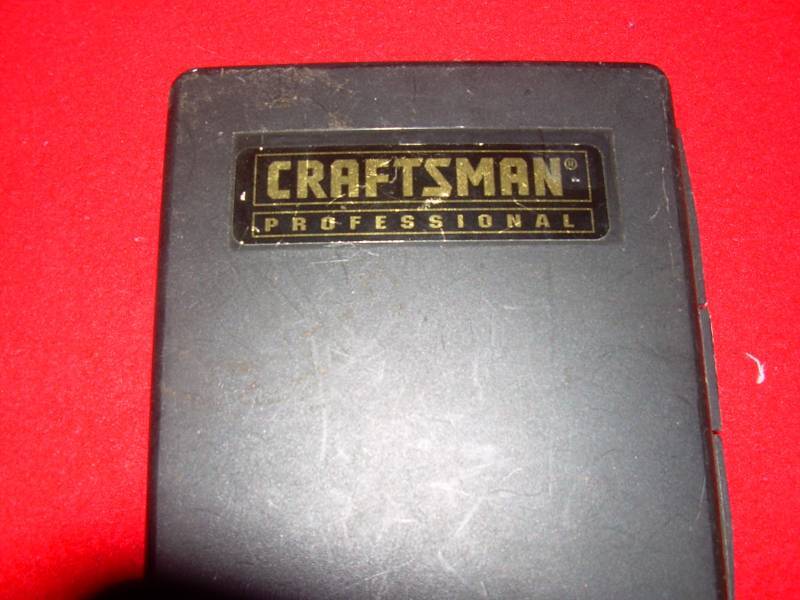 lot 69 image: CRAFTSMAN DRILL BITS AND SCREWDRIVER BIT SET