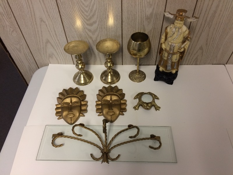 lot 40 image: Brass Decorations & More