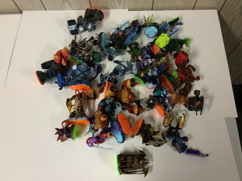 lot 68 image: Large lot of Activision Toys Figures