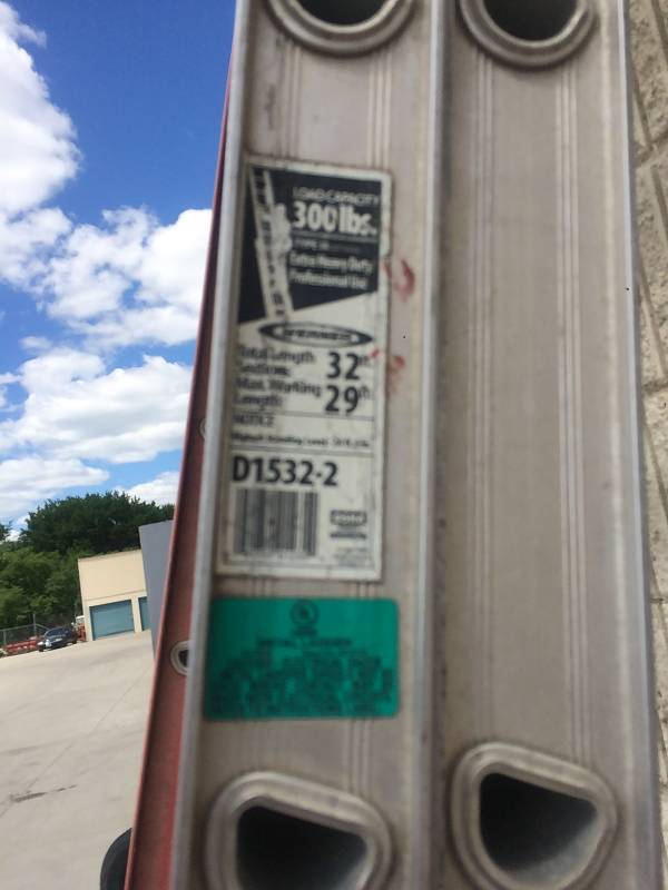 Werner 32 Ladder