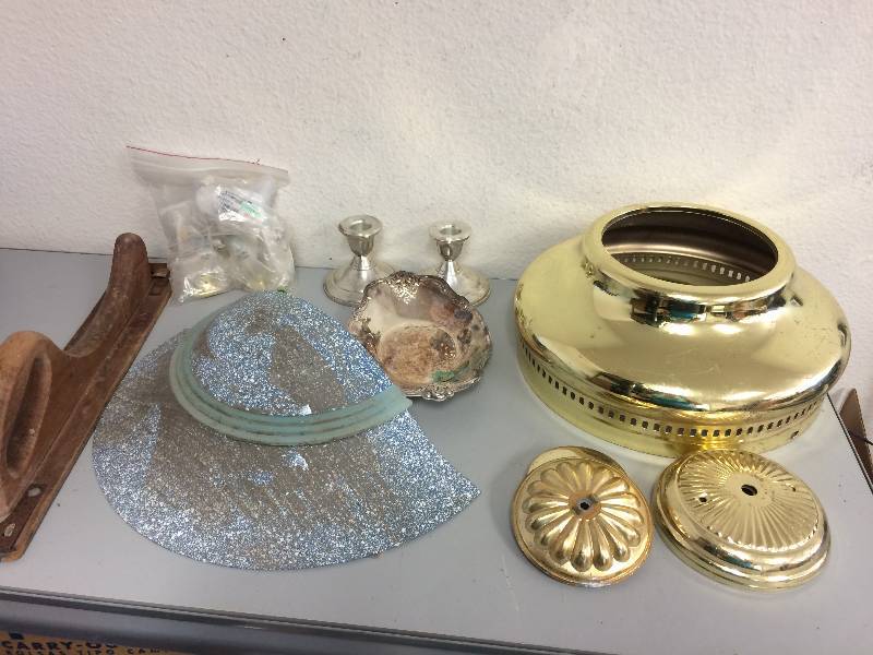 lot 14 image: Vintage Lighting Parts and More